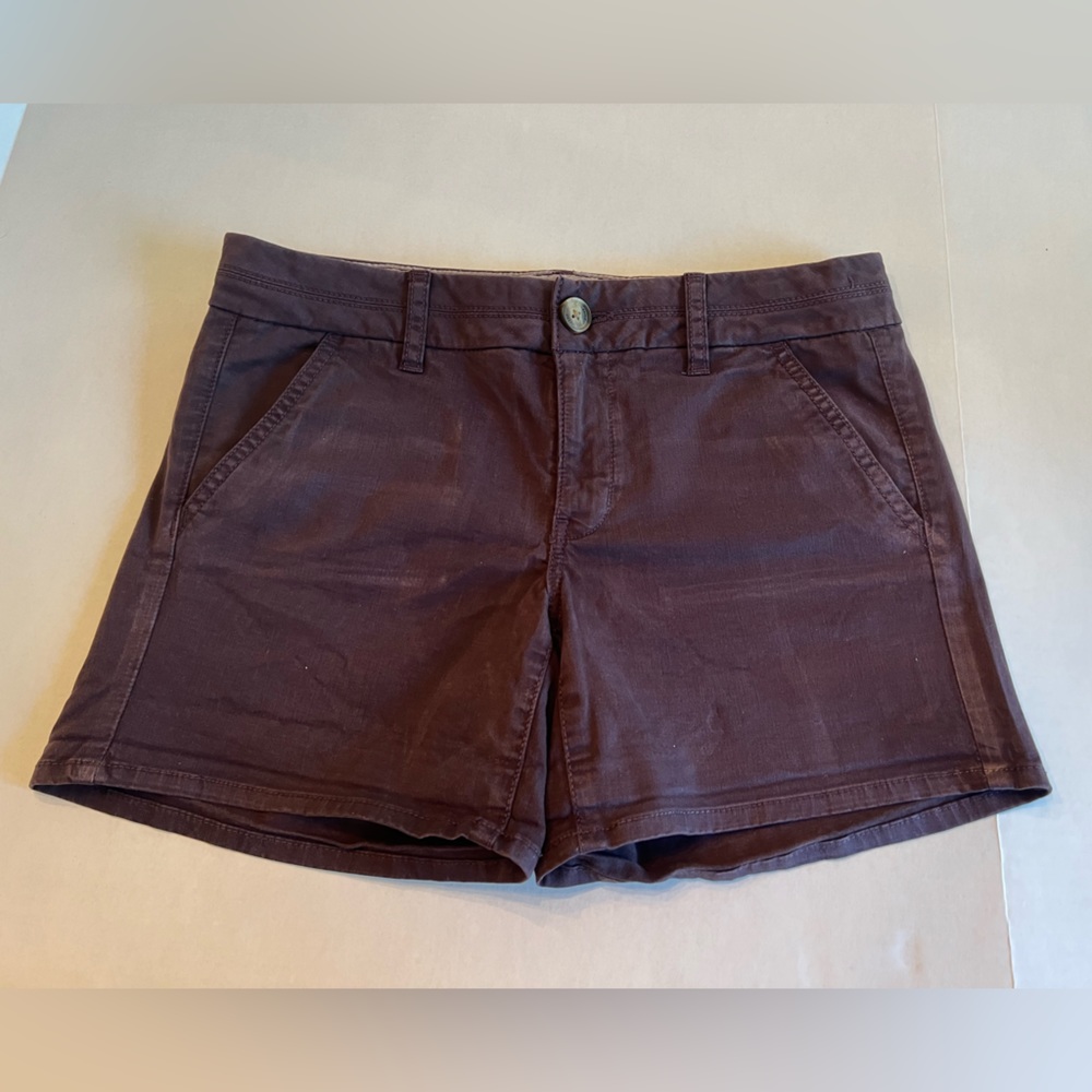 American Eagle Outfitters MIDI Shorts size 6